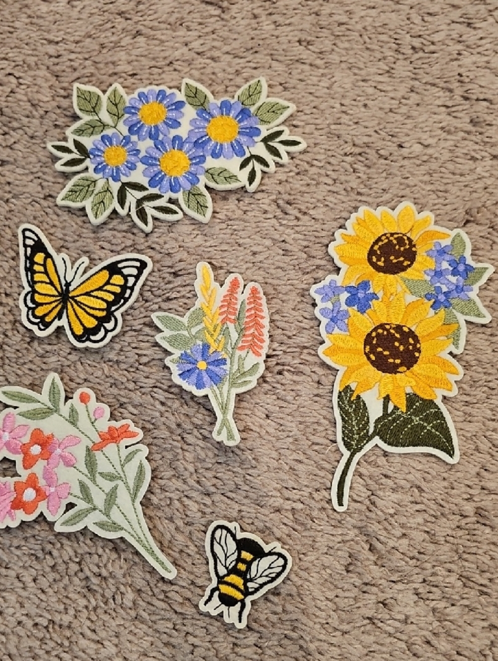 $4 LOWER PRICE IN BUNDLE 5 Spring Flower Patches
